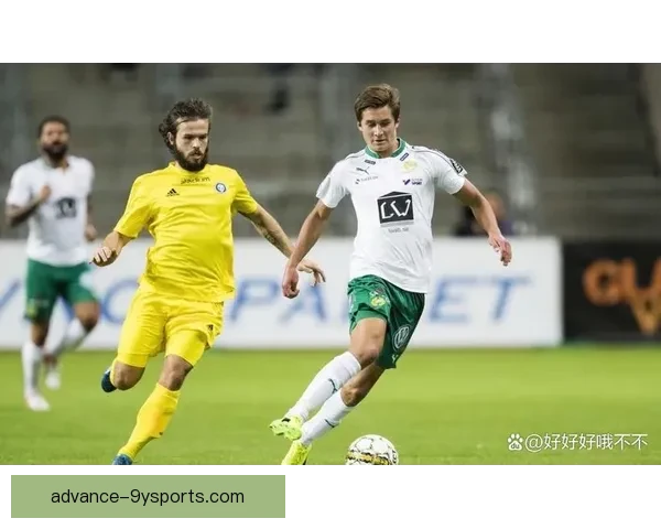 豪门对决引爆周末焦点战年轻前锋梅开二度助队登顶再创联赛新纪录